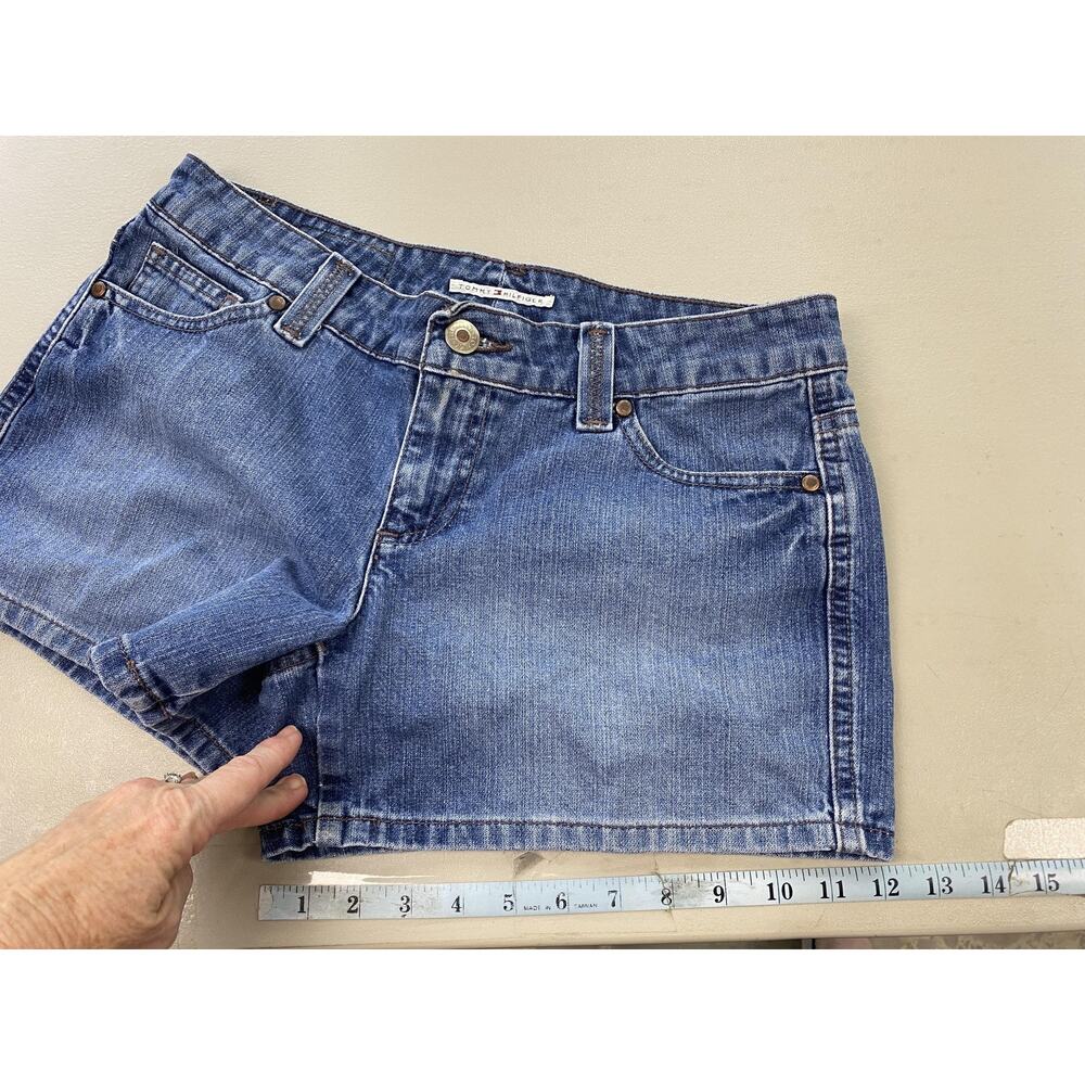 Vintage Y2K Tommy Hilfiger Low Rise Jean Shorts Women 6 Blue Flap Pockets 32x3.5 - Picture 7 of 13